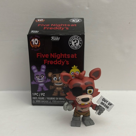 Funko Five Nights at Freddy's 10 Anniversary Mystery Mini Foxy Vinyl figure - Picture 1 of 5